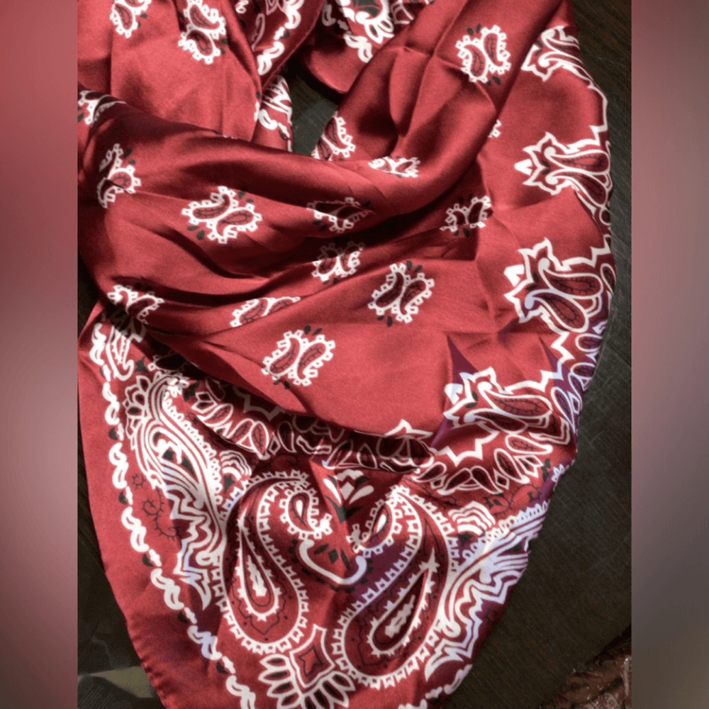 NEW! Boho Brick silky scarf